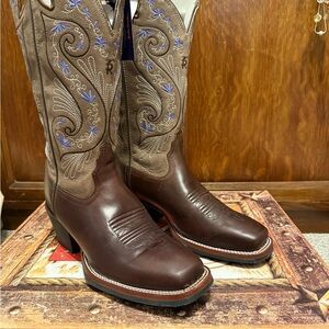 Tony Lama Brown and Tan Cowboy Boots
